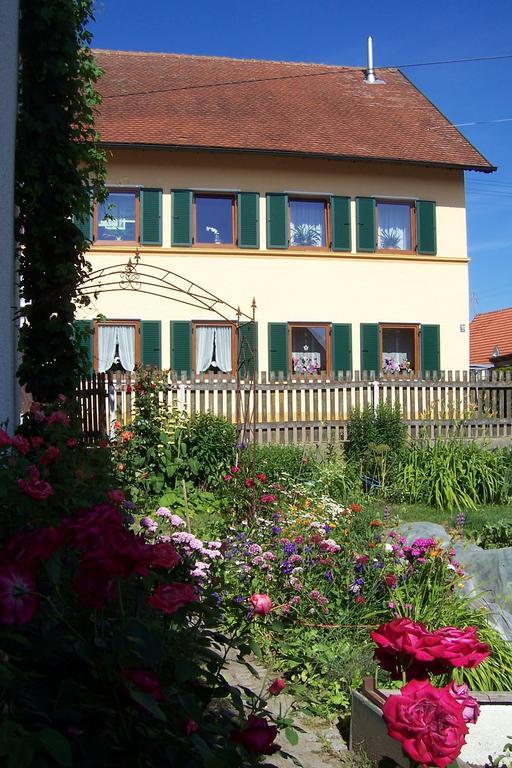 Landhotel Zum Adler Oberbechingen Exterior foto