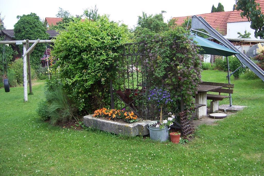 Landhotel Zum Adler Oberbechingen Exterior foto